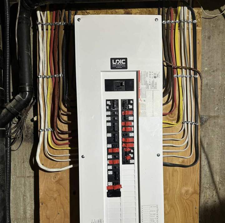 Changement de panneau électrique Mont-Saint-Hilaire