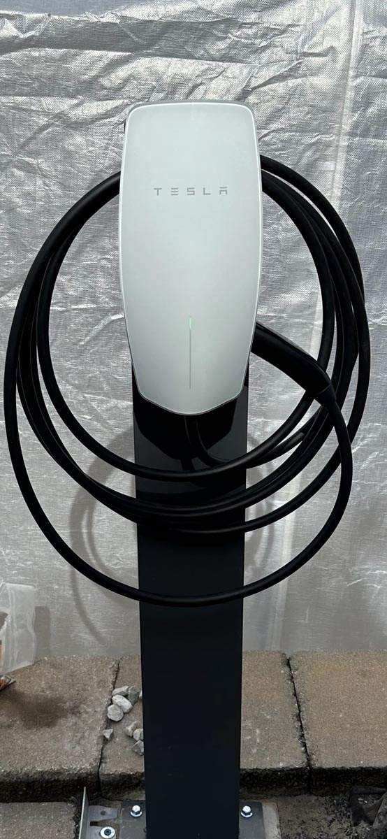 Installation borne de recharge Mont-Saint-Hilaire