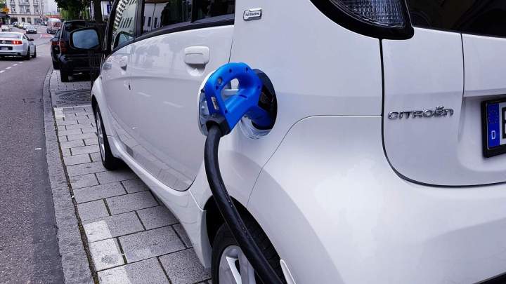 Installation borne de recharge